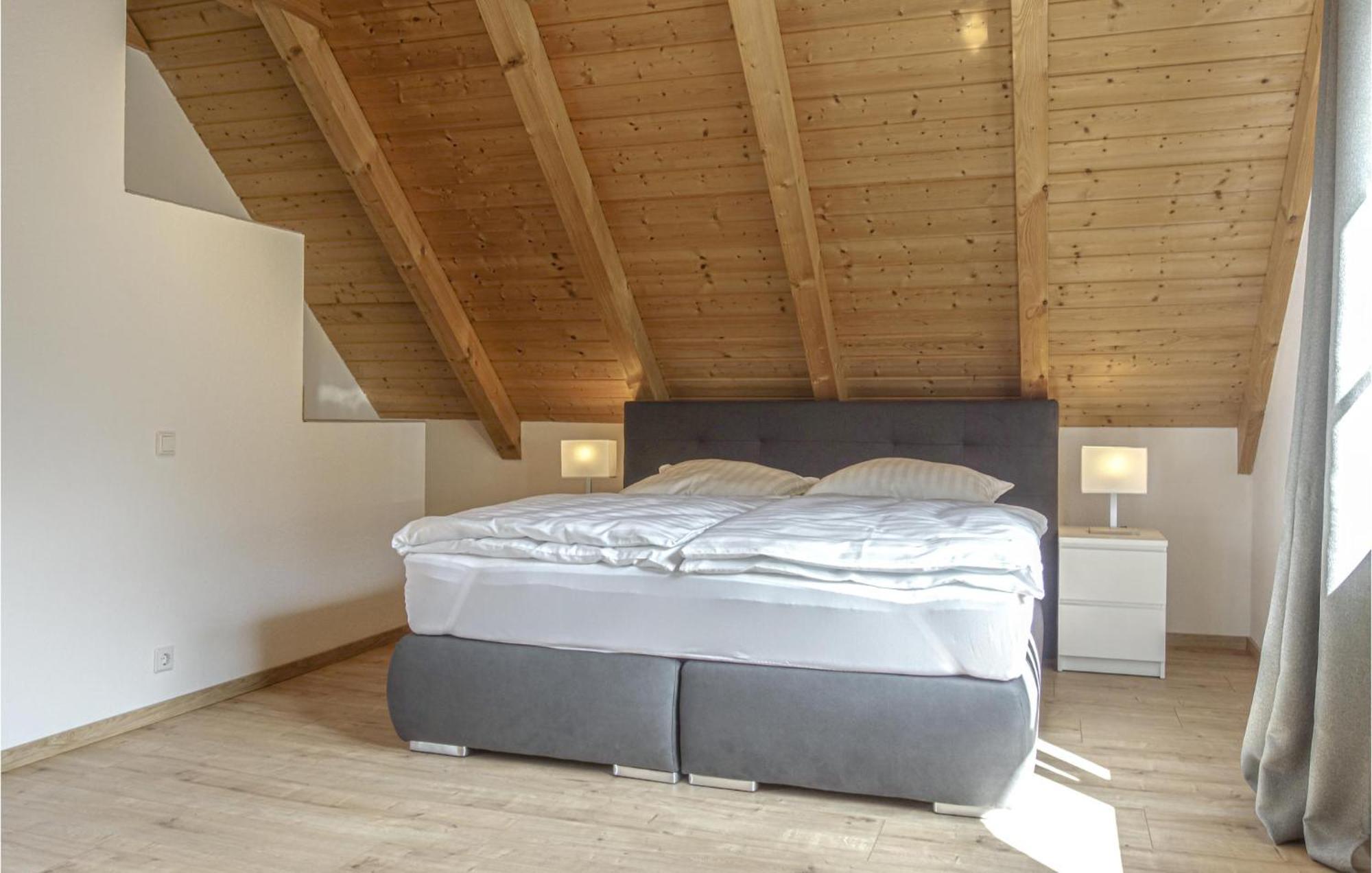 Gorgeous Home In Attendorn With Kitchen Dış mekan fotoğraf